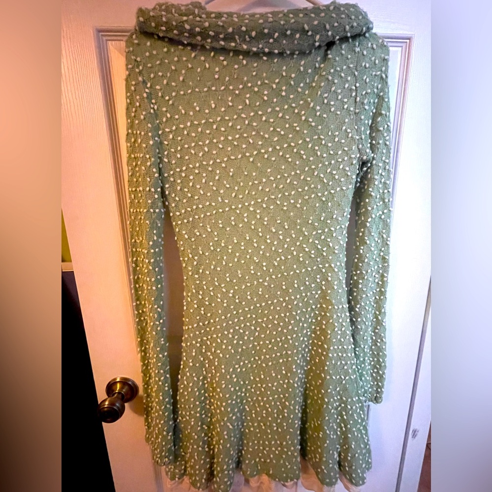 Altered State Green Cowl Neck Long Sleeve Lacey Boho Mini Sweater Dress Medium